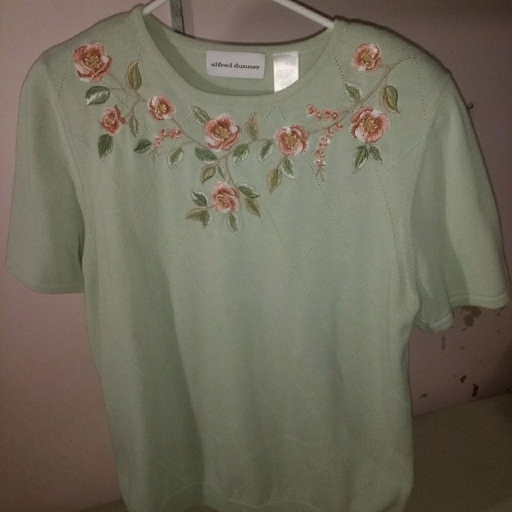 Alfred Dunner Ladies sweater